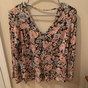 Cute Billabong Floral Blouse
